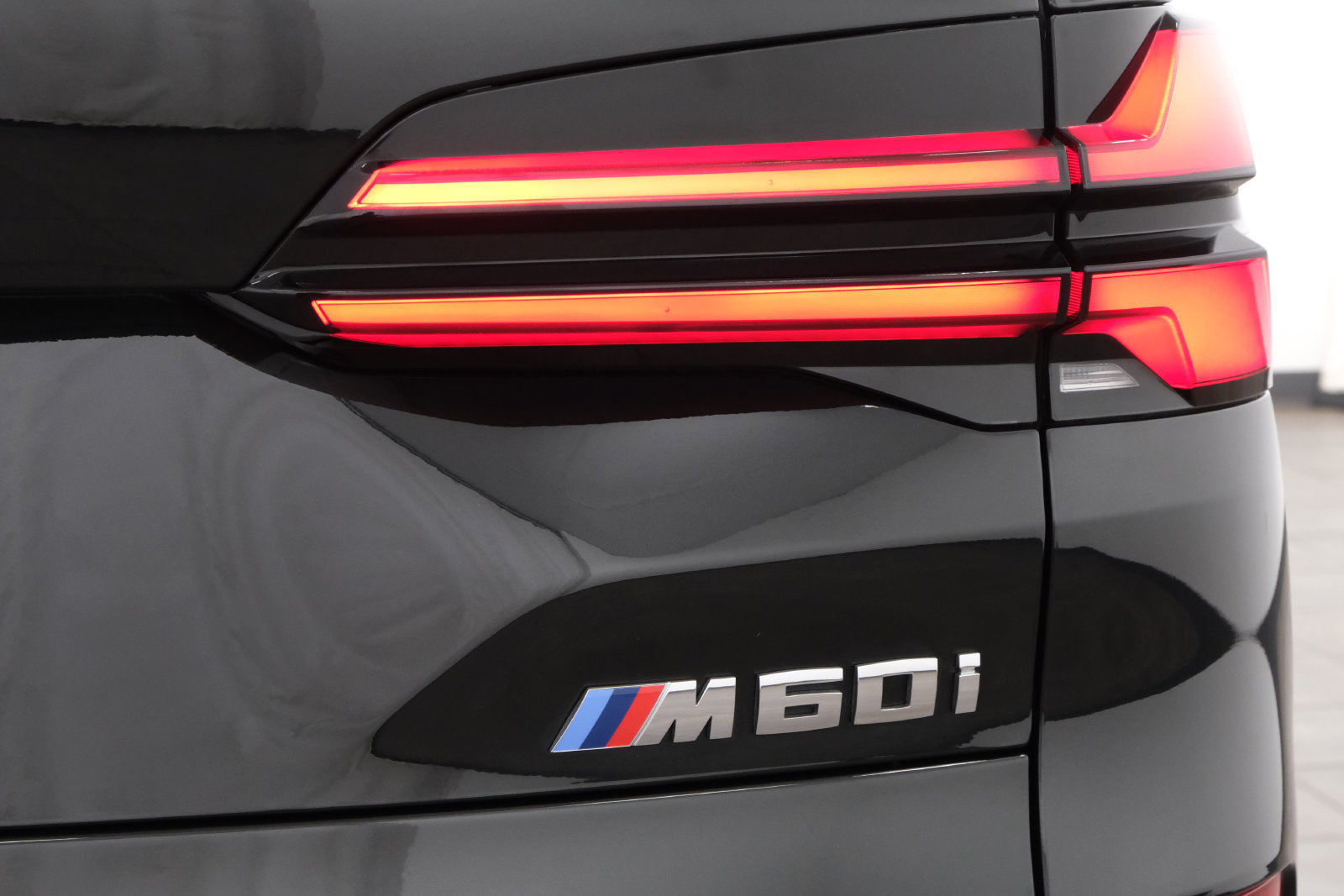 Used 2026 BMW X5 M60i AWD/4WD image 5