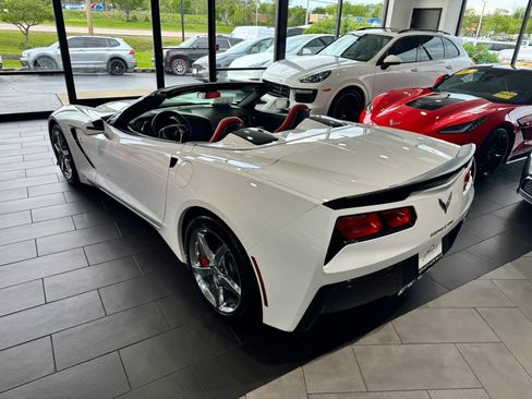 Used 2015 Chevrolet Corvette Stingray Convertible w/ 2LT Preferred Equipment Group RWD image 4