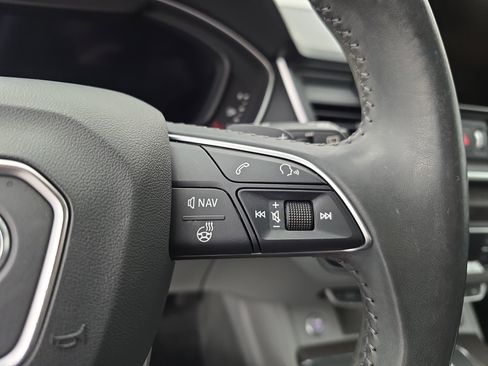 Used 2019 Audi Q5 2.0T Premium Plus w/ Premium Plus Package image 18