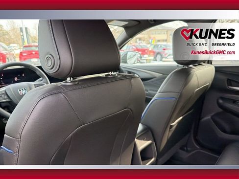 New 2026 Buick Envista Sport Touring w/ Convenience I Package FWD image 34
