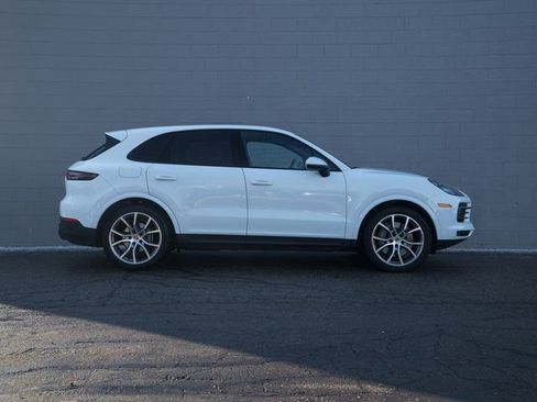 Certified 2023 Porsche Cayenne S Platinum image 8