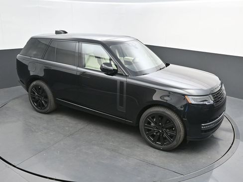 New 2026 Land Rover Range Rover SE image 37