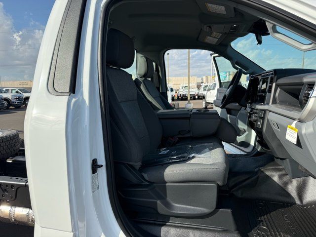 New 2026 Ford F550 4x4 Regular Cab Super Duty image 13