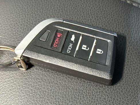 Used 2024 Acura RDX SH-AWD image 28