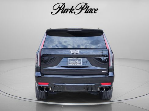 Used 2024 Cadillac Escalade V w/ LPO, ONYX Package AWD/4WD image 3