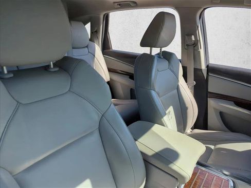 Used 2020 Acura MDX FWD image 25