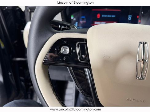 New 2026 Lincoln Corsair Premiere image 28