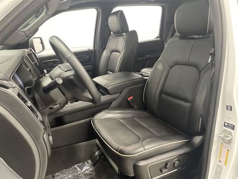 New 2025 RAM 2500 Big Horn image 4