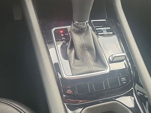Certified 2025 Jeep Compass Limited AWD/4WD image 8