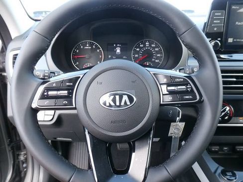 Certified 2021 Kia Seltos S FWD image 9