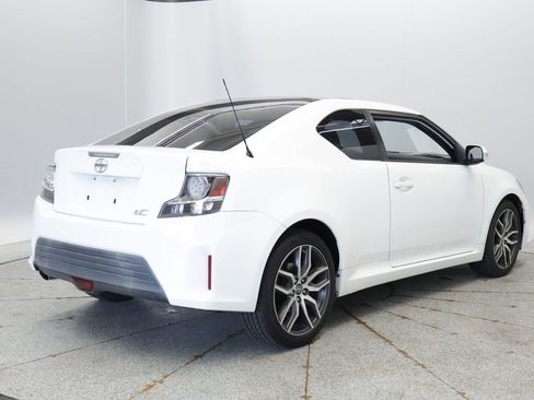 Used 2014 Scion tC FWD image 6