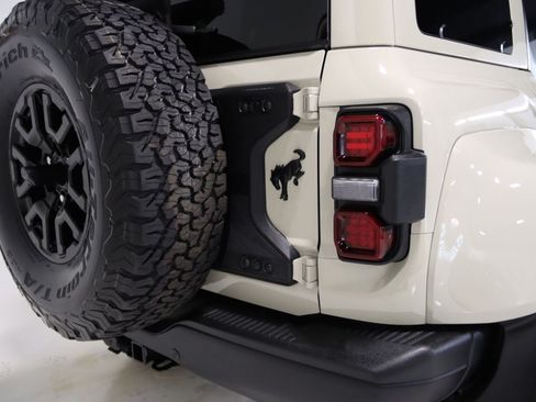 Used 2025 Ford Bronco Raptor AWD/4WD image 11