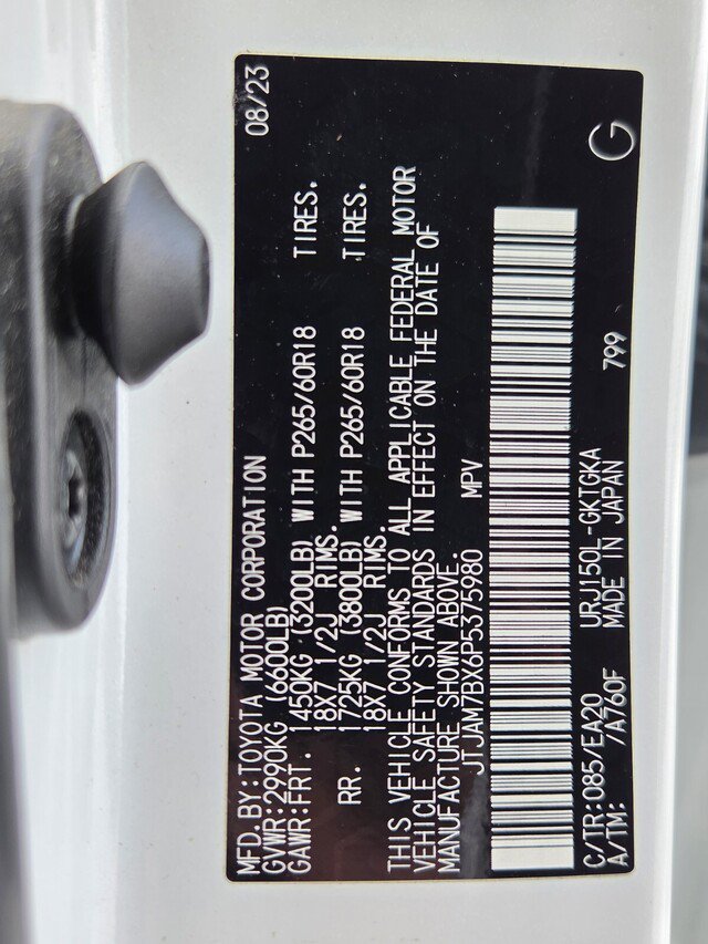Certified 2023 Lexus GX 460 Premium w/ Premium Package AWD/4WD image 32
