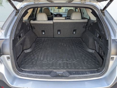 Used 2020 Subaru Outback Limited image 20