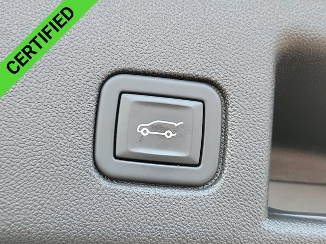 Certified 2024 Chevrolet Equinox LT w/ LPO, Floor Liner Package FWD image 33