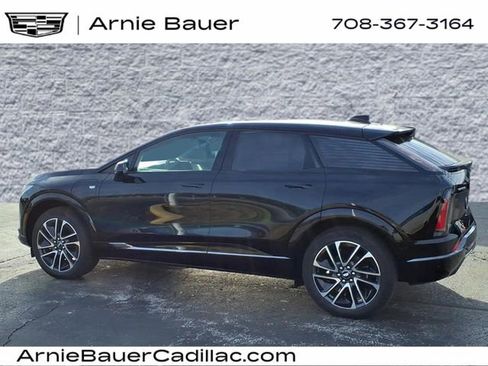 New 2026 Cadillac Optiq Sport 1 image 8