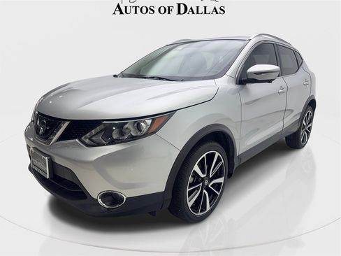 Used 2019 Nissan Rogue Sport SL w/ Premium Package image 2