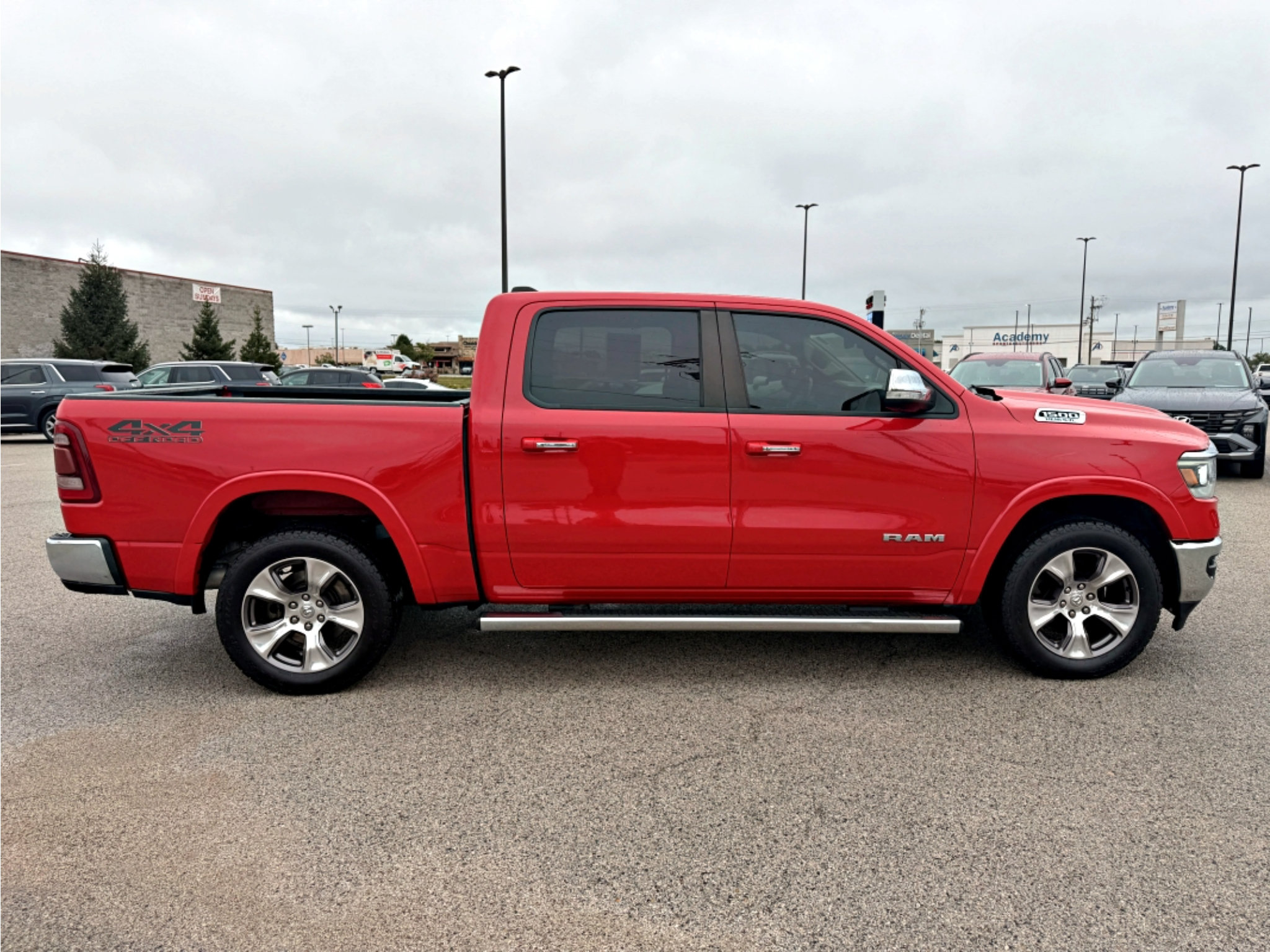 Used 2020 RAM 1500 Laramie AWD/4WD image 24