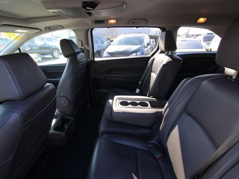 Used 2018 Honda Odyssey EX-L image 18