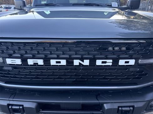 New 2025 Ford Bronco Big Bend w/ Black Diamond Package image 13