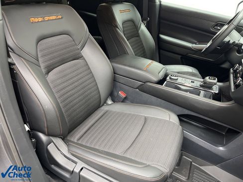 Used 2025 Nissan Pathfinder Rock Creek image 24