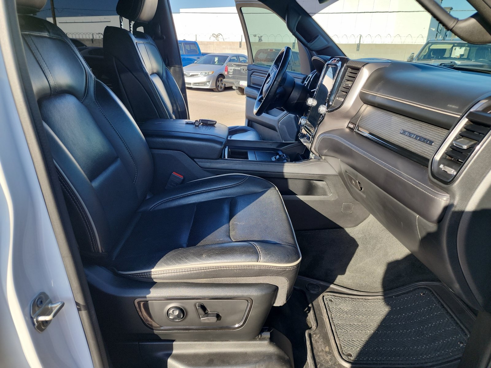 Used 2023 RAM 1500 Limited w/ Night Edition AWD/4WD image 16