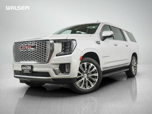 Used 2021 GMC Yukon XL Denali AWD/4WD image 1