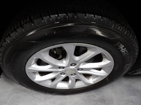 Used 2021 Chevrolet Equinox LT AWD/4WD image 22