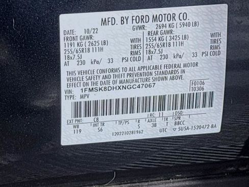 Certified 2022 Ford Explorer XLT w/ Equipment Group 202A AWD/4WD image 33