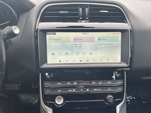 Used 2019 Jaguar XE Premium AWD/4WD image 14