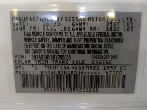 Used 2024 Nissan Sentra S FWD image 33