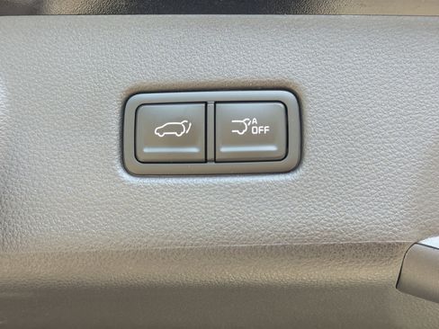 New 2026 Kia Carnival EX FWD image 32
