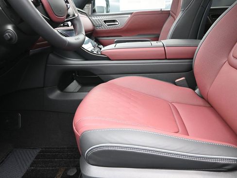 New 2026 INFINITI QX80 Autograph image 13