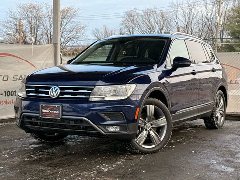 Used 2021 Volkswagen Tiguan SEL image 1