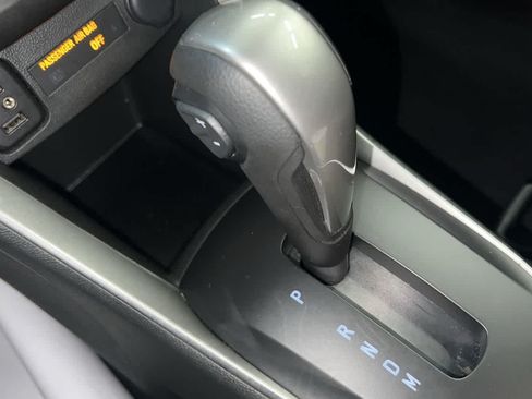 Used 2021 Chevrolet Trax LT FWD image 33