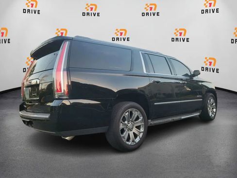 Used 2015 GMC Yukon XL Denali w/ Touring Package AWD/4WD image 5