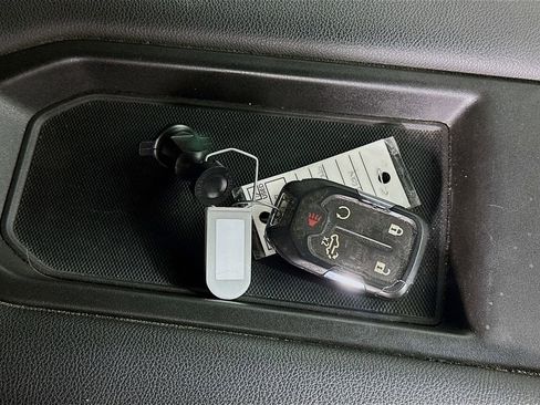 Used 2020 Chevrolet Silverado 1500 LT w/ All-Star Edition image 35