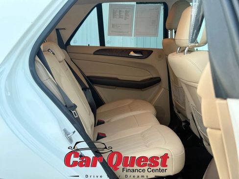 Used 2019 Mercedes-Benz GLE 400 4MATIC image 16