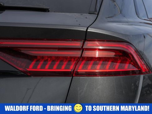 Used 2021 Audi Q8 Prestige w/ Prestige Package image 8