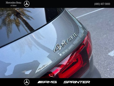 Certified 2022 Mercedes-Benz GLB 250 4MATIC w/ Premium Package Lite image 6