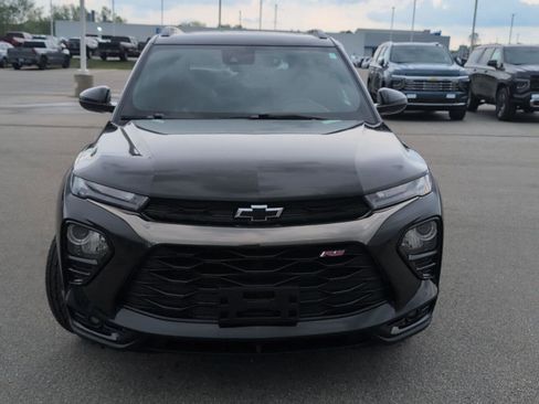 Used 2023 Chevrolet TrailBlazer RS w/ Sun and Liftgate Package FWD image 11