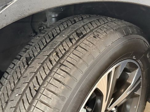 Used 2024 Subaru Crosstrek 2.0i Premium w/ Popular Package #4 image 19