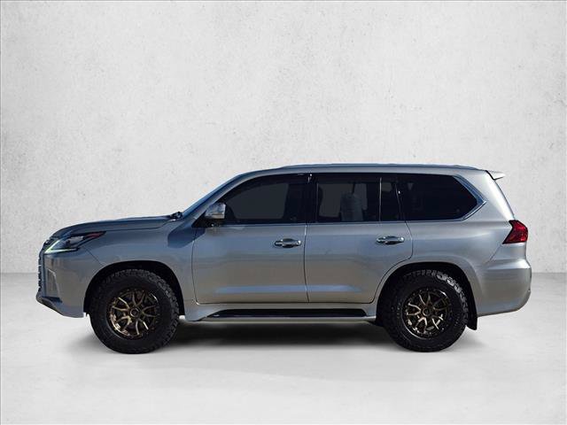 Used 2017 Lexus LX 570 4WD w/ Luxury Package image 9