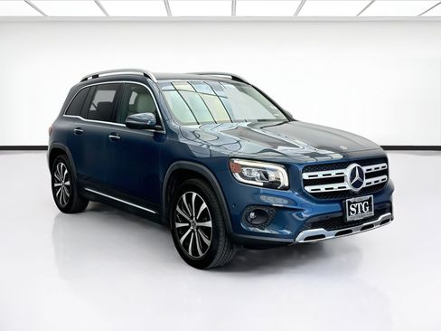 Used 2021 Mercedes-Benz GLB 250 image 3