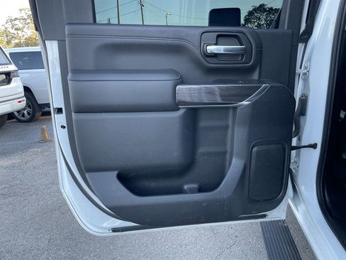 Used 2020 Chevrolet Silverado 2500 LTZ w/ LTZ Texas Edition image 41