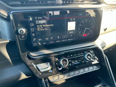 Used 2026 GMC Sierra 1500 AT4X image 16