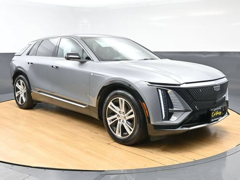 Used 2024 Cadillac Lyriq Tech RWD image 49