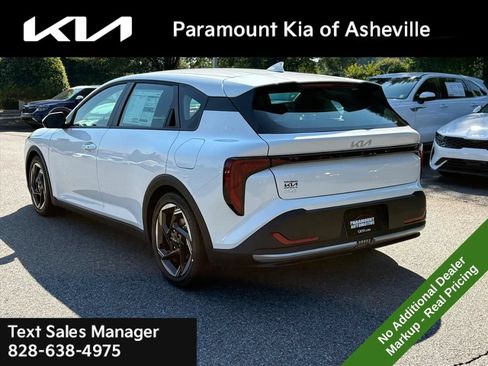 New 2026 Kia K4 EX FWD image 4