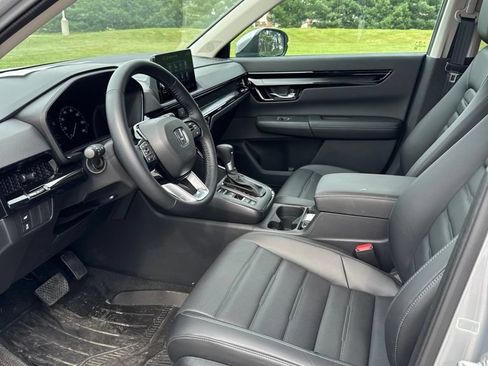 Used 2025 Honda CR-V EX-L image 6
