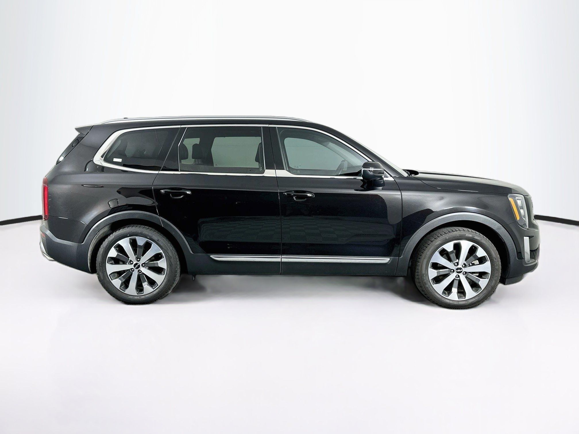 Used 2022 Kia Telluride EX w/ EX Premium Package FWD image 10